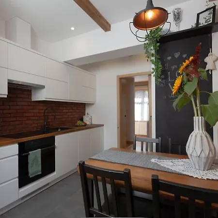 Old Street Apartament